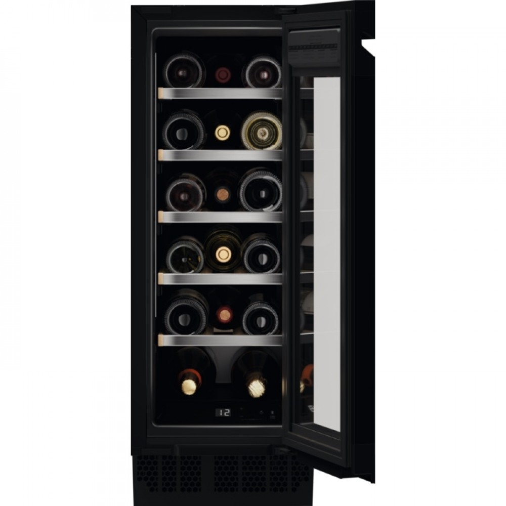 Cantinetta Vino da Incasso 18 Bottiglie Classe G Larghezza 30 cm Altezza 82  cm Sottotop Estetica Matt nero opaco Electrolux EWUS018B7B